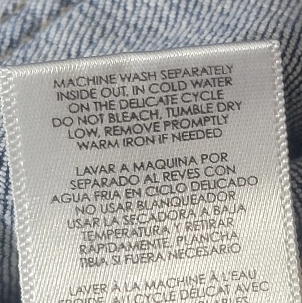 Cabi women's skinny blue low rise distress jeans size 4 - Picture 11 of 11